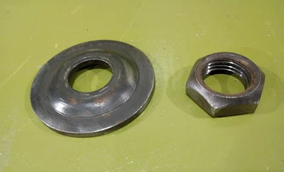 Master Mechanic Table Saw Arbor Nut & Flange from Model #MM8030 - Image 1 of 2