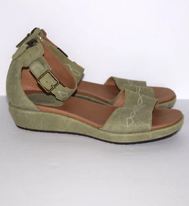 ARIAT Lisa Suede Leather Green Ankle Strap Back Zip Closure Wedge Sandals 8B - Picture 1 of 9