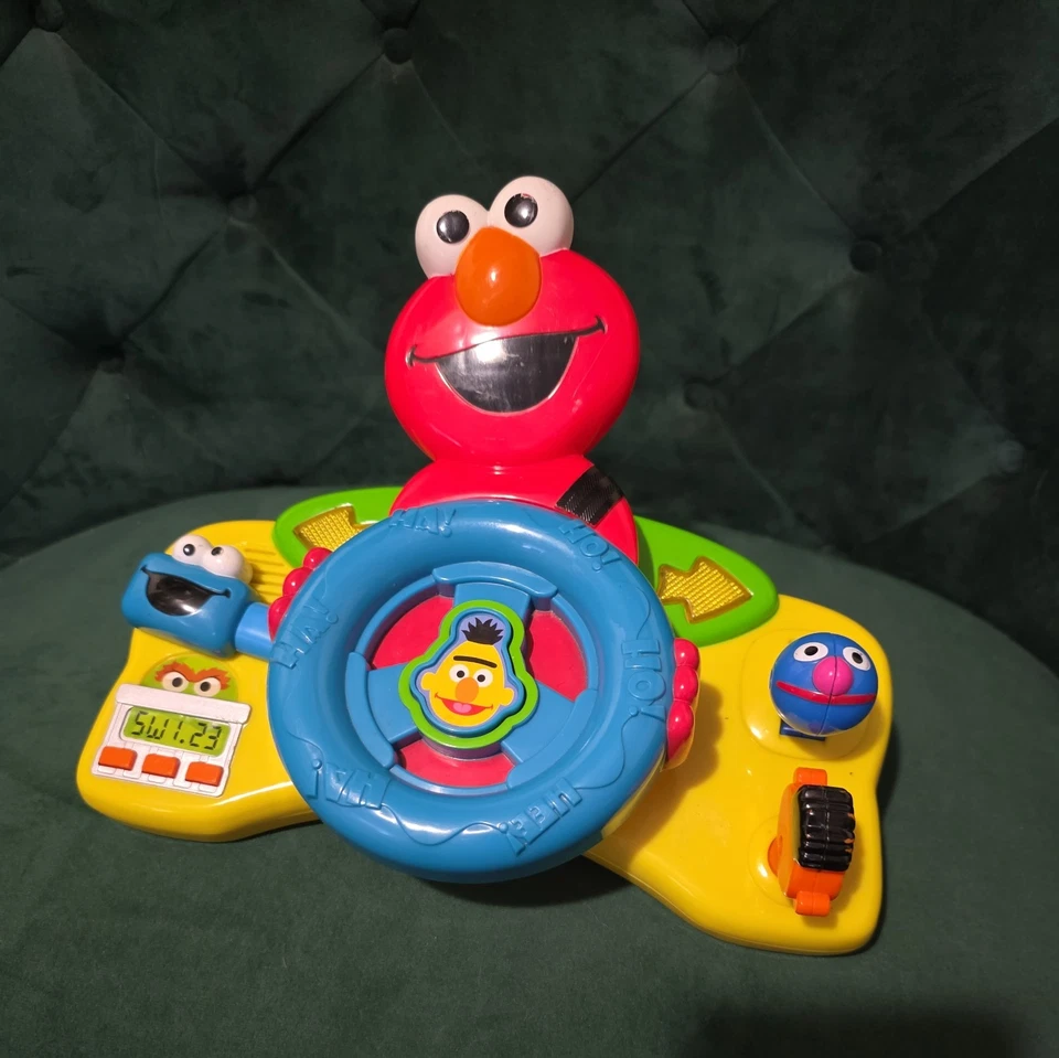 Brinquedo volante motorista Sesame Street Elmo Giggle 'n Go 2006 TESTADO E FUNCIONA - Imagem 1 de 4