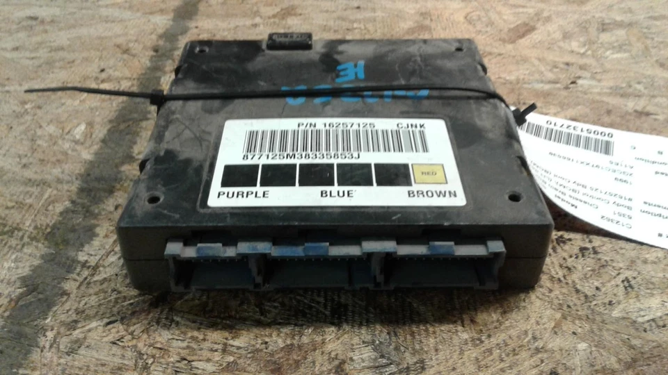 Used Body Control Module fits: 1999 Chevrolet Silverado 1500 pickup Body Control - Image 1 of 3
