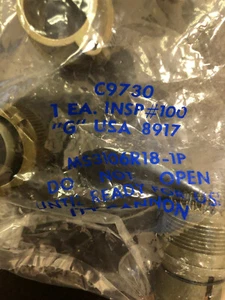 MS3106R18-1P ITT Cannon -- CONNECTOR -- New - Picture 1 of 4