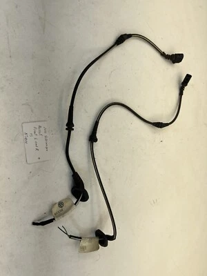 Volkswagen Passat 2012-2018 sensor de velocidad ABS delantero izquierdo y derecho OEM. Foto 1 de 4