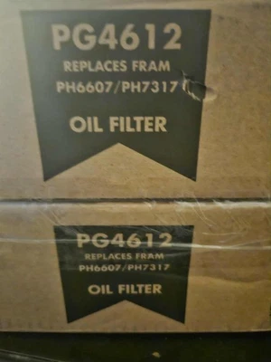 Filtro de aceite de motor - Filtro de aceite de vida estándar Premium Guard PG4612 Foto 1 de 4