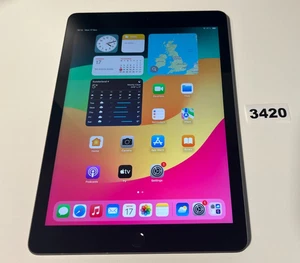 Apple iPad 6th Gen. 32GB, Wi-Fi, 9.7in - Space Grey - Picture 1 of 2