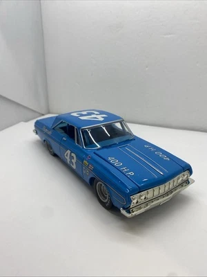 Vintage Racing Champions Richard Petty escala 1/24 1964 Belvedere, caja 1-#30 Foto 1 de 4