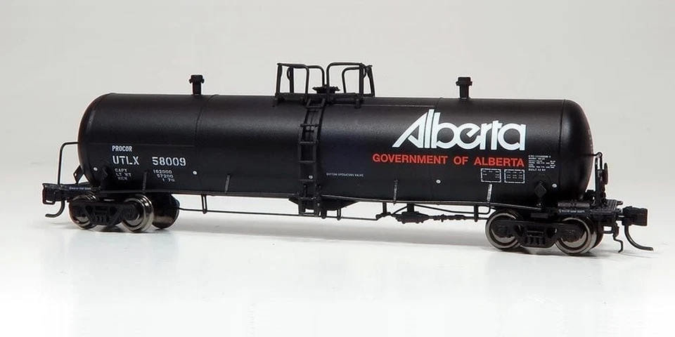 Rapido ~ N Scale ~ Procor GP 20 20K Tank Car ~ UTLX #58011 ~ 535009-2 - Image 1 of 1