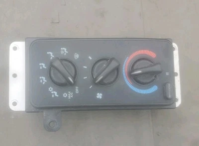 Heater A/C Climate Control 1999-01 Ram 1500 99-02 Ram 2500 350055056702 Htd Mirr - Image 1 of 2