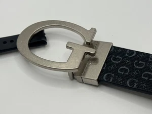 Cinturón Guess Hombre S M L XL Hebilla Plateada Reversible 11GO020003 Precio de venta sugerido por el fabricante 49,50 USD Nuevo - Imagen 1 de 8