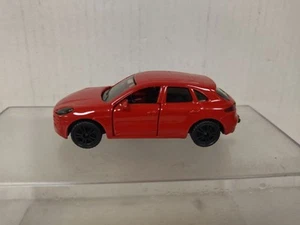 PORSCHE MACAN TURBO RED 1:55/apx 1:64 SIKU 1452 - Imagen 1 de 4