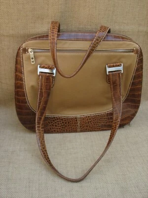 Bolso Maletín para Laptop Knomo Josselin 15" Cuero Lino Sin Usar Foto 1 de 4