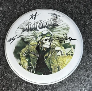 RARE EX IRON MAIDEN DOUG SAMPSON AND AIRFORCE SIGNED 10" DRUM HEAD SUPERB - Picture 1 of 4