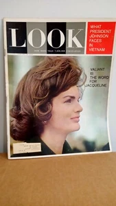 JFK 1964 JANUARY 28 LOOK MAGAZINE - JACQUELINE KENNEDY COVER - LBJ, Vietnam - Imagen 1 de 10