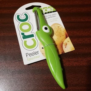 Joie Croc Potato Carrot Kitchen Vegetable Peeler Crocodile Design - Picture 1 of 3