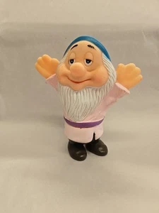 "Figura de colección de vinilo de Walt Disney chirriante Blancanieves siete enanitos 5"" "Sleepy" - Imagen 1 de 10