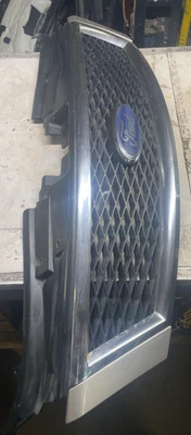 2005-2006 FORD 500 Front Grille Chrome Surround Black Painted Ends OEM Foto 1 de 4