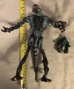 1993 trendmasters SPACE ALIEN HUNTERS bendy + mini egg figure - Picture 1 of 3