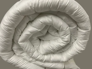 15 TOG SUPER KING LUXURY SOFT STRIPE 100% COTTON HOTEL QUALITY 230 T/C H837 - Picture 1 of 5