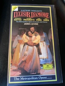 NEW 1992 VHS Deutsche Grammophon NY Met Opera PBS TV Luciano Pavarotti K Battle - Imagen 1 de 2