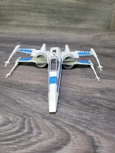 Revell 2015 The Force Awakens Star Wars RESISTANCE X-WING FIGHTER w/Sounds - Picture 1 of 8