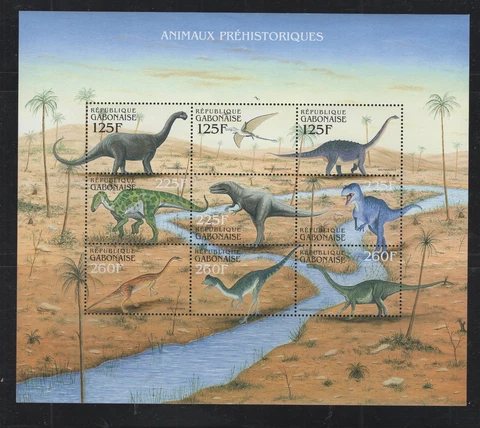 Gabon  #1012 (2000 Dinosaurs sheet of nine) VFMNH CV $10.00 Cover