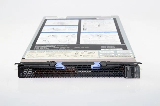 IBM HS21 Blade Center Server 8853-L3G HS21 DC 5130 2.0GHZ 4MB L2 2X512MB - Image 1 of 3
