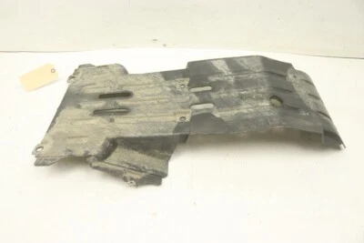 Placa de deslizamiento delantera Yamaha YXZ 1000 EPS 16 2HC-F8385-00-00 49749 Foto 1 de 4