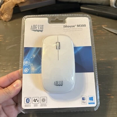 Adesso iMouse M300W Bluetooth Optical Mouse Wireless Mouse - Image 1 of 4