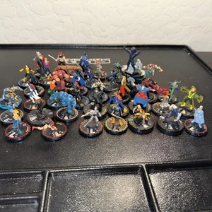 LOT of 39 Bulk Marvel Hero Wizkids Neca Heroclix Miniatures Game Figure - Picture 1 of 6