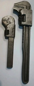 Vintage 9 IN AUTO and 5-1/2" Adjustable Pipe Wrenchs Set of 2 - Picture 1 of 5