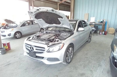 Mercedes-Benz Clase C 2015 transmisión automática OEM 116 k millas - LKQ388490494 Foto 1 de 4