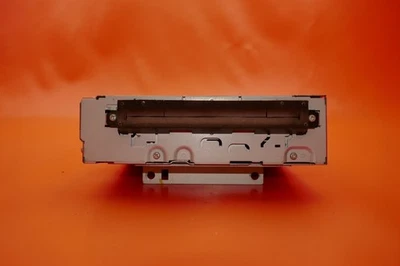 VOLVO S40 SINGLE DISC CD PLAYER 2004 2005 2006 2007 30679758 OEM - Image 1 of 4