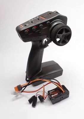 Spektrum SPM2340 DX3 Fernsteuerung SPMXSE1040RX 40A Brushed Regler AX2® - Bild 1 von 2