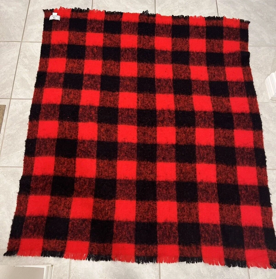 "Manta italiana MT I1 roja y negra a cuadros picnic mezcla de lana Italia 54""x66""" Foto 1 de 4