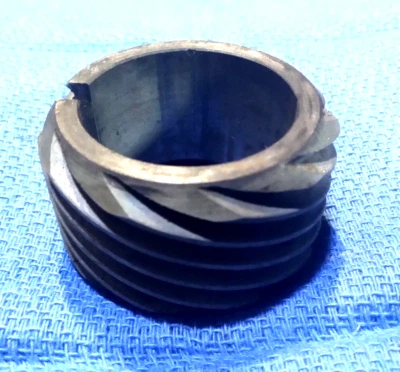 Datsun 240z 260z 280z 280zx 1970-1983 distribuidor OEM bomba de aceite accionamiento manivela engranaje Foto 1 de 3