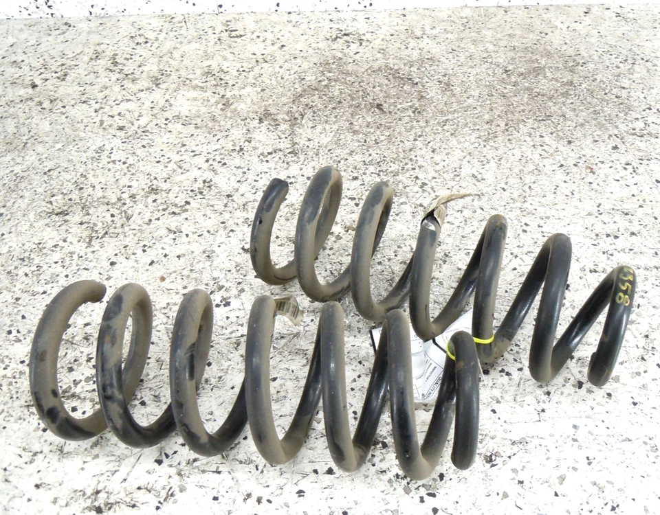 Lincoln MKS 2009-2016 AWD muelle helicoidal trasero conductor pasajero izquierdo derecho OEM Foto 1 de 2