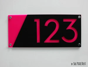 Modern House Numbers, Black with Pink Acrylic - Sign Plaque - Door Number - Picture 1 of 5