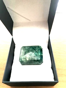 719.70 CARAT GREEN BERYL FACETED EMERALD GEMSTONE -  BELOW GLA APPRAISAL - Picture 1 of 13