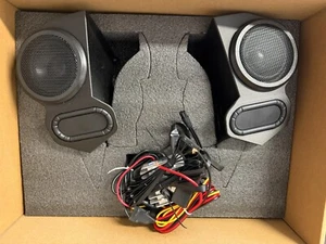 For BMW R1250 Gs Bluetooth Speaker – Seamless Installation - Picture 1 of 1
