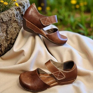 L'Artiste by Spring Step Glanz Mary Janes braune Leder Keilabsatz Schuhe Größe 8,5 - Bild 1 von 9