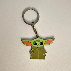 "Llavero Star Wars Baby Yoda Grogu 2 1/2"" de Culturefly" - Imagen 1 de 3