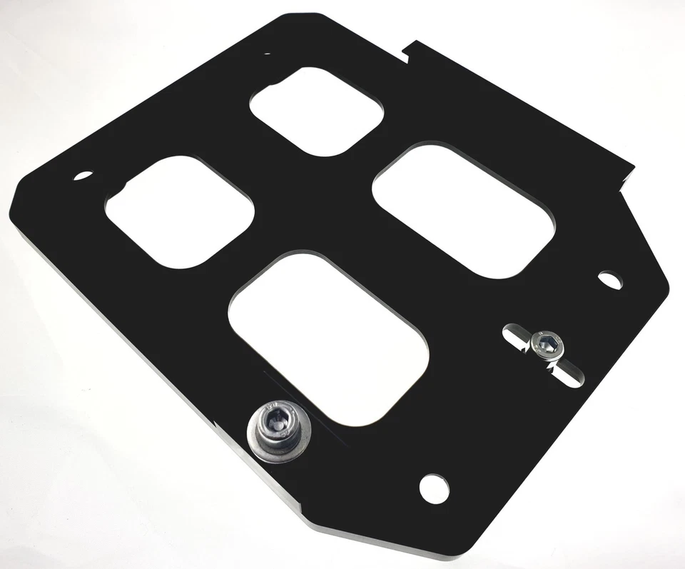 Batteriehalterung Motorraum aus ALU schwarz für Lancia Delta Integrale & EVO&4WD - Imagem 1 de 4