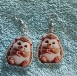 Novelty cute Hedgehog Earrings Kitsch, Quirky, Dangly, Kawaii, - Picture 1 of 1
