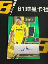Pau Torres 2022-23 Panini Select La Liga Autographed Memorabilia Green 05/05
