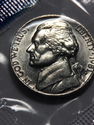 1981 P Jefferson Nickel  Mint Cello sealed FREE shipping Gem BU unc Cover