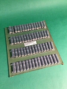 Lot of 60 - New in Box - Dale HL-25-06Z Resistor .5 Ohms  - Picture 1 of 5