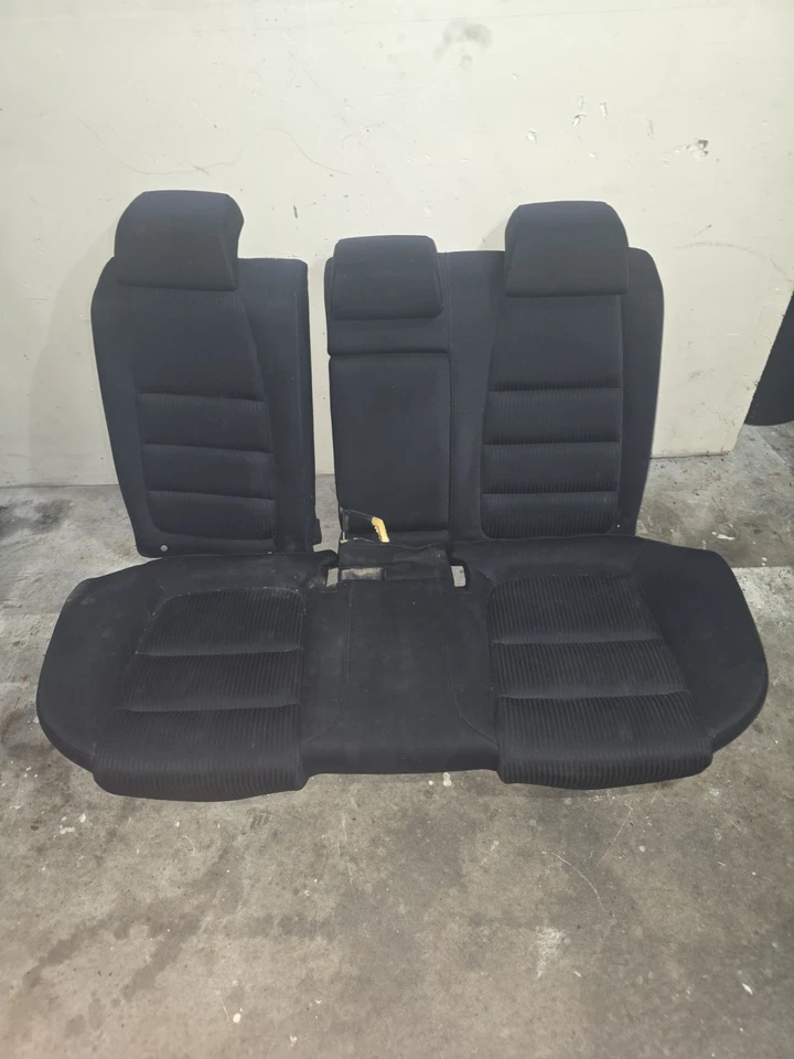 Оригинальный тканевый кожаный диван и спинка сиденья для заднего сиденья Mazda 6 2014–2016 годов выпуска - Изображение 1 из 4