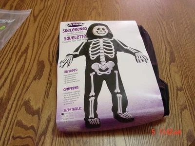 Disfraz de Skelton Skelebones para niños pequeños de Fun World 3T-4T Foto 1 de 4