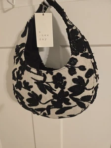 NWT A New Day- Black & White Floral Beaded Crescent Shoulder Bag Purse - Picture 1 of 4