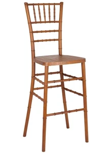 Taburete de bar Chiavari de resina Chestnut WoodGrain™ de Chivari - Imagen 1 de 17