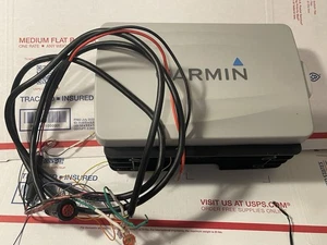 Garmin GPSMAP 721 Chartplotter - Picture 1 of 8